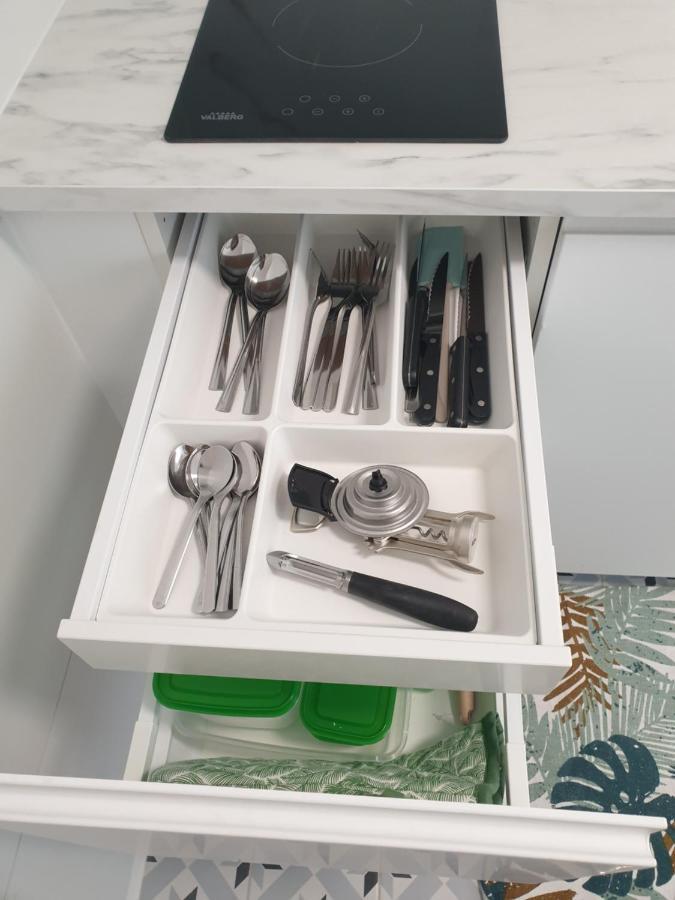 Appartement Le Rousseau Metz Avec Parking Gratuit Luaran gambar