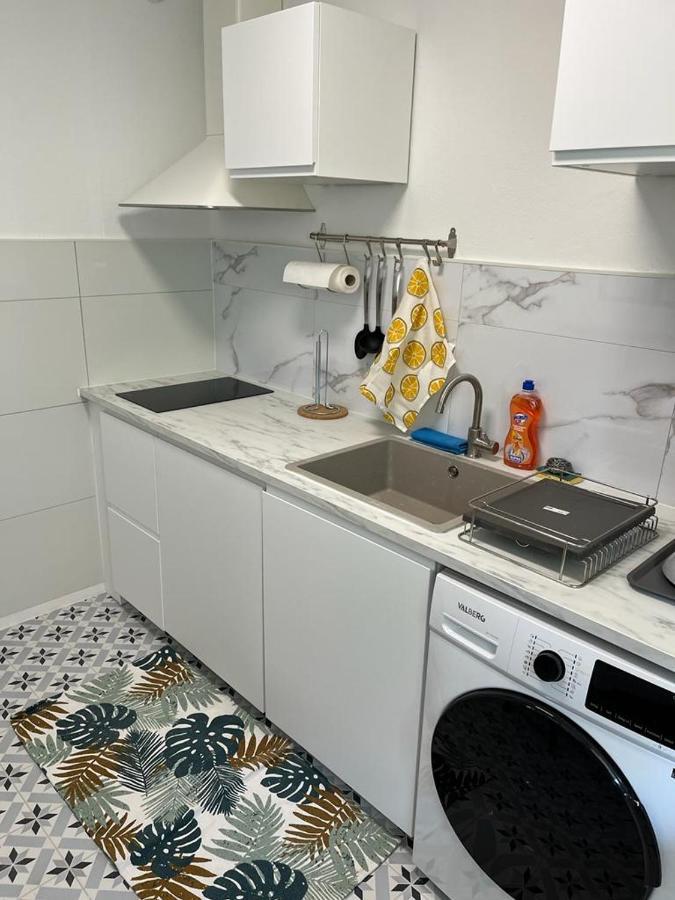 Appartement Le Rousseau Metz Avec Parking Gratuit Luaran gambar